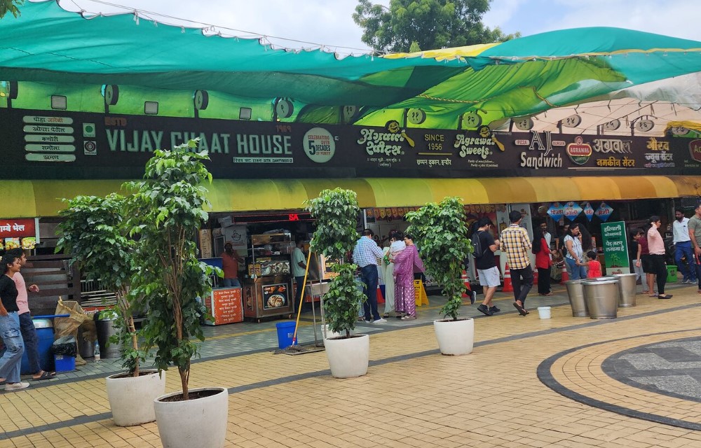 Hotel New Sunder at Chappan Dukan - 2.8 KM